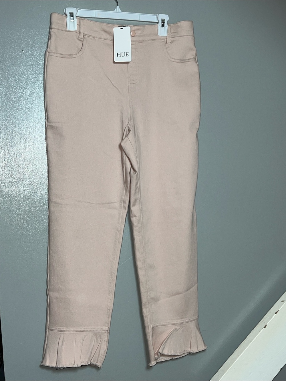 HUE Blush Pink Ruffle-Hem Ankle Pants